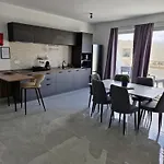 Penthouse Attic Casa A27 - Blue Style Apartman San Pawl il-Baħar