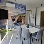 Penthouse Attic Casa A27 - Blue Style * St. Paul's Bay
