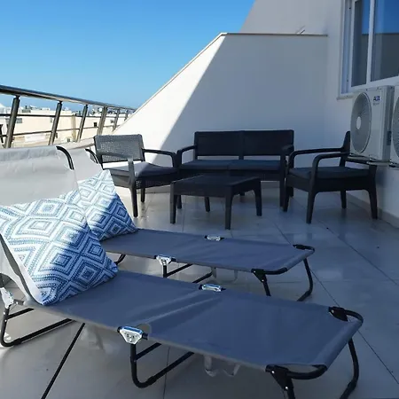Penthouse Attic Casa A27 - Blue Style *